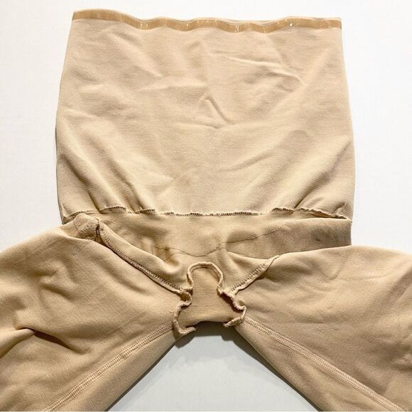 Assets by Spanx High Waist Shaper Short Tan/Nude, Size XL (10126R) - Picture 7 of 7